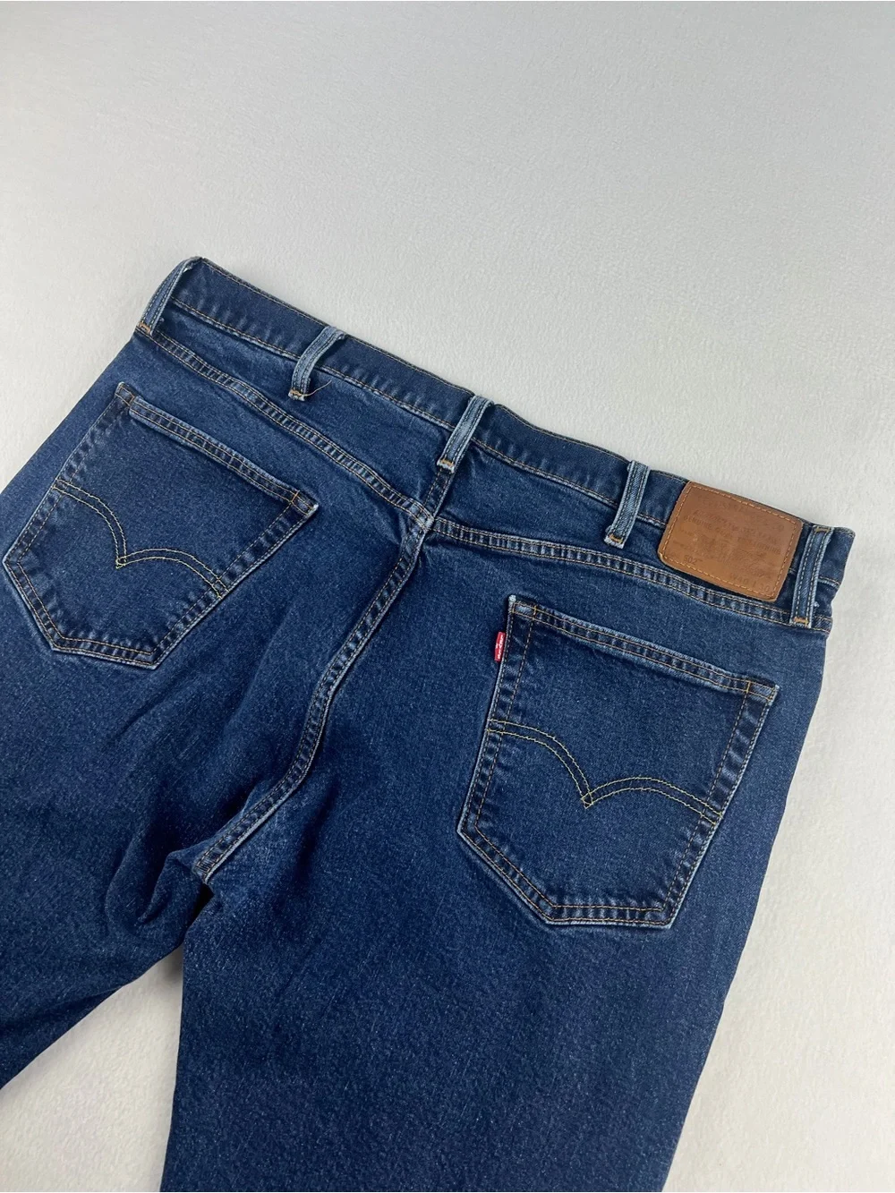Levis 502 Mens Regular Tapered Fit Denim Jeans Dark Wash Size 40x30 Premium